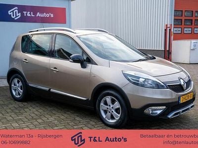 Bruin (metallic) Occasion 2013 Renault Scénic III Bose Edition MPV | € 5.500 (Goede deal)
