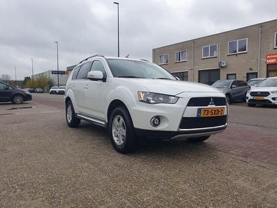 Wit Gebruikt 2011 Mitsubishi Outlander Edition SUV | € 9.945 (Eerlijke prijs)