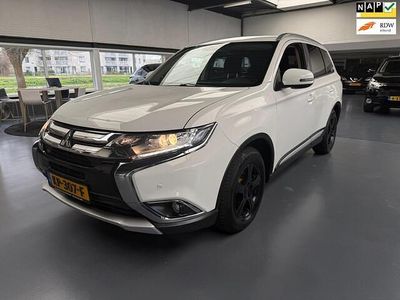 Wit Gebruikt 2016 Mitsubishi Outlander Edition SUV | € 12.400 (Eerlijke prijs)