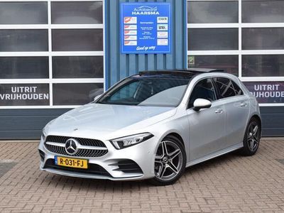 Grijs Gebruikt 2022 Mercedes A180 AMG line Hatchback | € 31.400 (Iets duurder)