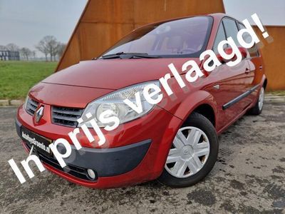 tweedehands Renault Scénic II 1.6-16V Privilège Comfort 1300KG Panno dealer onderhouden feestdagen en weekend open op afspraak!