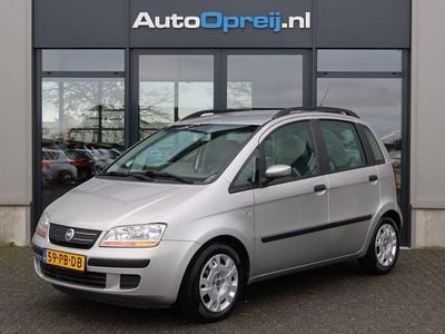 Grijs Gebruikt 2004 Fiat Idea Dynamic MPV | € 2.395 (Duur)