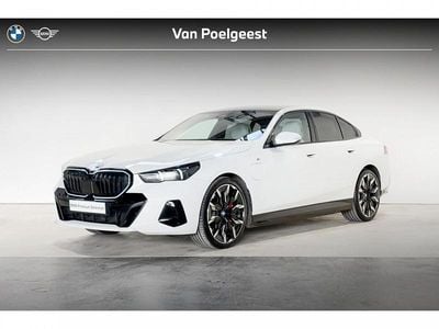 Occasion BMW 550e M Sport 489 PK (359 kW) 2025 Alpinweiss Sedan