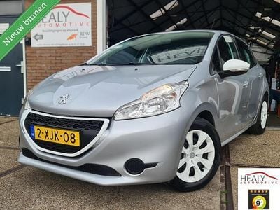 Grijs Gebruikt 2014 Peugeot 208 Access Hatchback | € 5.700 (Eerlijke prijs)