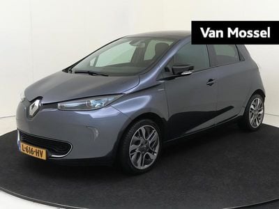 Grey titanium (tekpn) Gebruikt 2018 Renault Zoe LIMITED Hatchback | € 8.740 (Iets duurder)