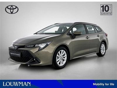 Occasion Toyota Corolla Hybrid Limited 140 PK (102 kW) 2025 Groen Stationwagen