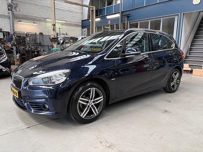 BMW 216