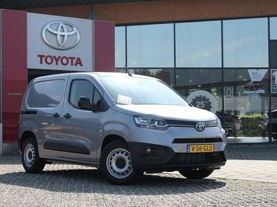 Grijs Occasion 2024 Toyota Proace City City MPV | € 23.895 (Eerlijke prijs)