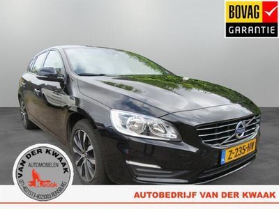 tweedehands Volvo V60 2.0 T3 Momentum | LEER | NAVI