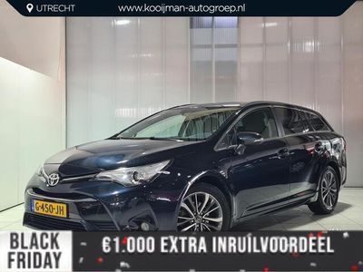 tweedehands Toyota Avensis Touring Sports 2.0 VVT-i Executive Leer