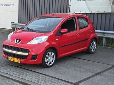 Rood Gebruikt 2011 Peugeot 107 Hatchback | € 3.199 (Eerlijke prijs)