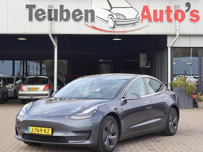 Gebruikt 2020 Tesla Model 3 Standard Range Sedan | € 17.985 (Eerlijke prijs)
