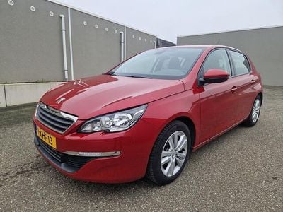 Rood Occasion 2014 Peugeot 308 Active Hatchback | € 5.250 (Eerlijke prijs)