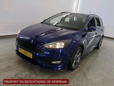 Blauw Occasion 2018 Ford Focus ST-Line Stationwagen | € 12.500 (Goede deal)