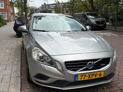 Grijs Gebruikt 2012 Volvo S60 R-Design Sedan | € 6.999 (Goede deal)