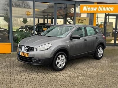 Grijs (metallic) Gebruikt 2011 Nissan Qashqai Visia SUV | € 5.990 (Eerlijke prijs)