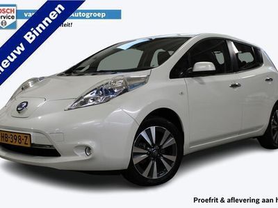 tweedehands Nissan Leaf Tekna 24 kWh | 360° camera | Achteruitrijcamera | Cruise | Stoelverwarming voor + achter | Keyless entry | Bose geluidssysteem | Navi |