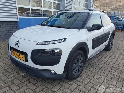 Wit Gebruikt 2015 Citroën C4 Cactus Shine Hatchback | € 5.250 (Eerlijke prijs)