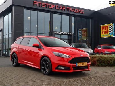 tweedehands Ford Focus Wagon 2.0 ST- 2 WAGON, 250pk, SONY, XENON, 19", NI