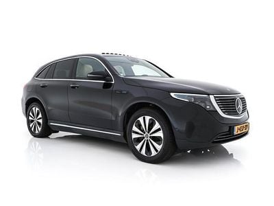 Zwart (metallic) Gebruikt 2020 Mercedes EQC400 Business SUV | € 25.945 (Eerlijke prijs)
