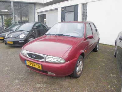 tweedehands Ford Fiesta 1.4-16V Ghia