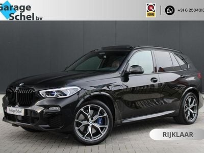 Zwart (metallic) Occasion 2020 BMW X5 Executive SUV | € 56.950 (Iets duurder)