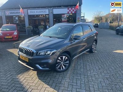 Grijs (metallic) Gebruikt 2019 Suzuki SX4 S-Cross SUV | € 18.450 (Eerlijke prijs)