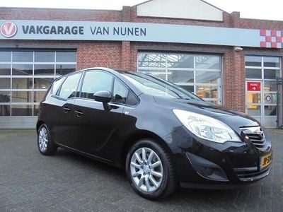 Zwart Occasion 2010 Opel Meriva Cosmo MPV | € 5.250 (Iets duurder)