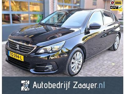 Zwart Gebruikt 2018 Peugeot 308 Allure Hatchback | € 11.950 (Iets duurder)