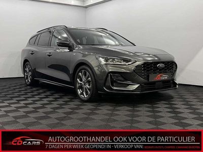 Grijs Gebruikt 2023 Ford Focus Active Stationwagen | € 23.950 (Eerlijke prijs)