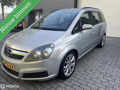 Grijs Gebruikt 2006 Opel Zafira Enjoy MPV | € 2.495 (Iets duurder)