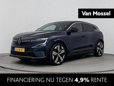 Occasion Renault Megane E-Tech Iconic 160 kW (218 PK) 2022 Twotone bleu nocturne / noir (donker blauw) Hatchback