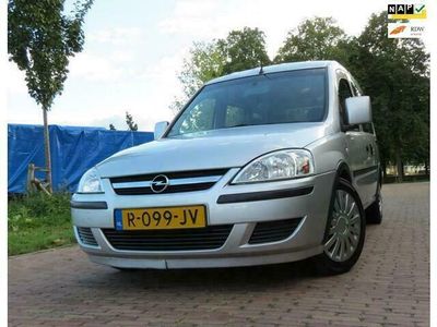 tweedehands Opel Combo TOUR Automaat Uniek Diesel Person Auto 2xSchuif Deuren Airco