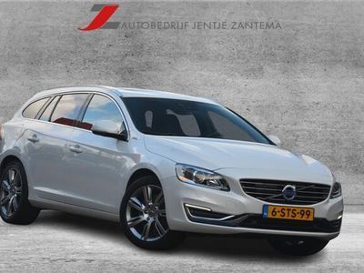 tweedehands Volvo V60 2.4 D6 AWD Plug-In Hybrid Summum | Navigatie | Lee