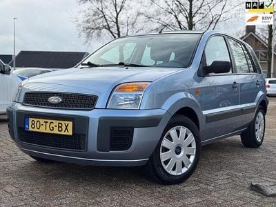Grijs Gebruikt 2006 Ford Fusion MPV | € 2.999 (Eerlijke prijs)