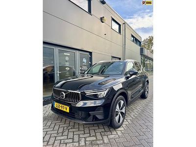 Zwart Occasion 2022 Volvo XC40 SUV | € 34.745 (Eerlijke prijs)