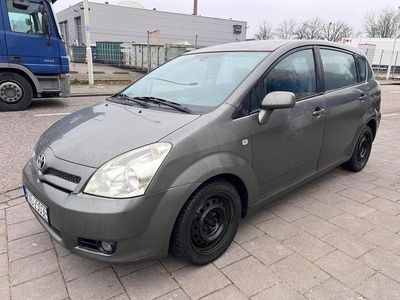 Grijs (metallic) Occasion 2004 Toyota Corolla Verso Executive MPV | € 2.450