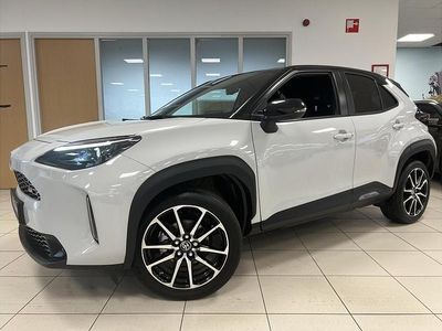Grijs Occasion 2024 Toyota Yaris Cross Sport SUV | € 32.349 (Eerlijke prijs)