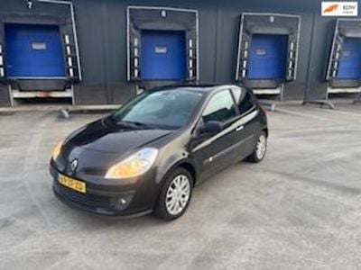 Occasion Renault Clio II Dynamique 137 PK (100 kW) 2008 Zwart Hatchback