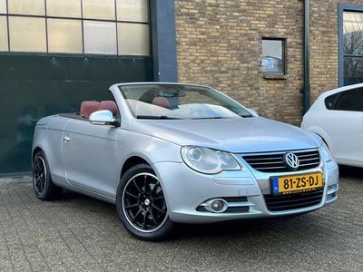 tweedehands VW Eos 2.0-16v FSI | Cruise + Clima + Carplay