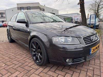 Occasion Audi A3 Ambiente 150 PK (110 kW) 2004 Grijs Hatchback