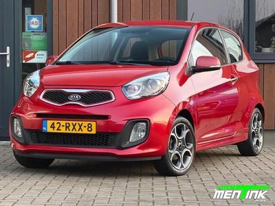 Rood Gebruikt 2011 Kia Picanto Hatchback | € 4.450 (Eerlijke prijs)