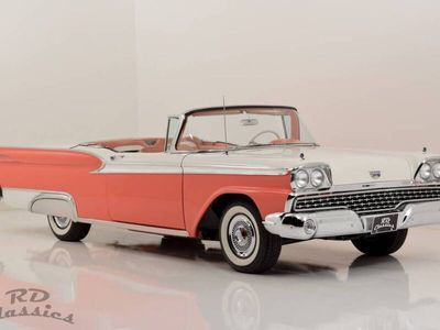 tweedehands Ford Skyliner Fairlane