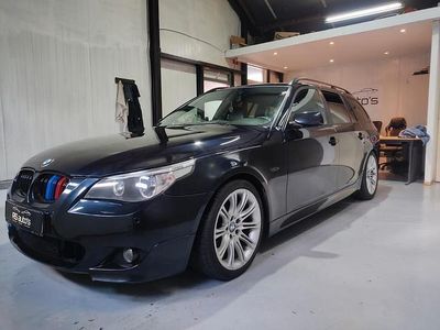 Zwart (metallic) Gebruikt 2005 BMW 523 M Sport Stationwagen | € 8.999