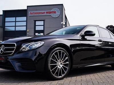 Zwart Gebruikt 2017 Mercedes E200 Ambition Sedan | € 31.650 (Iets duurder)