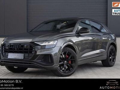 Grijs Occasion 2021 Audi Q8 Competition SUV | € 67.995 (Super prijs)