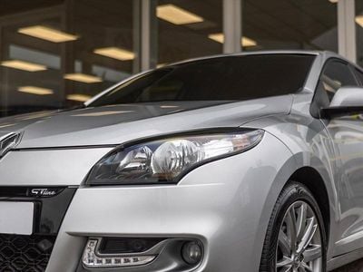 Grijs (metallic) Occasion 2012 Renault Mégane GT Line GT-Line Hatchback | € 8.945 (Duur)