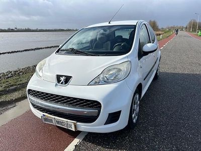 Occasion Peugeot 107 68 PK (50 kW) 2011 Wit Hatchback