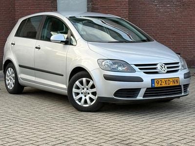 Grijs Occasion 2007 VW Golf Plus Cross Comfortline MPV | € 1.950 (Goede deal)