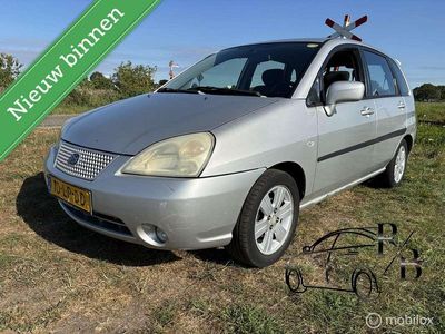 Suzuki Liana